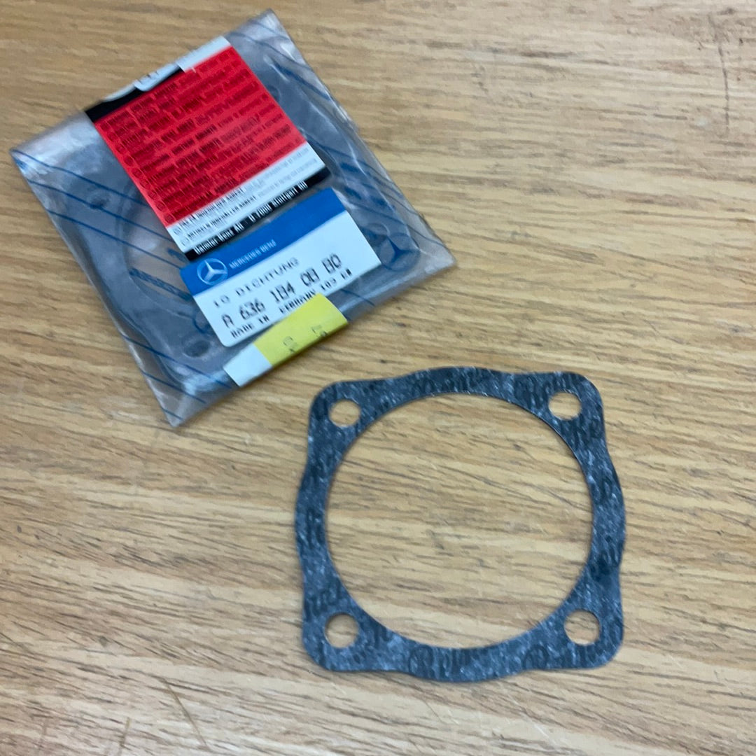 Oil filter housing gasket, 220 Paul's Autohaus