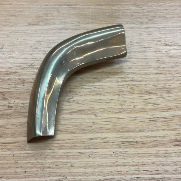 Chrome piece, elbow, right connector at front mud guard ( to be chromed)