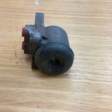 Wheel Cylinder ,front, right  for 220